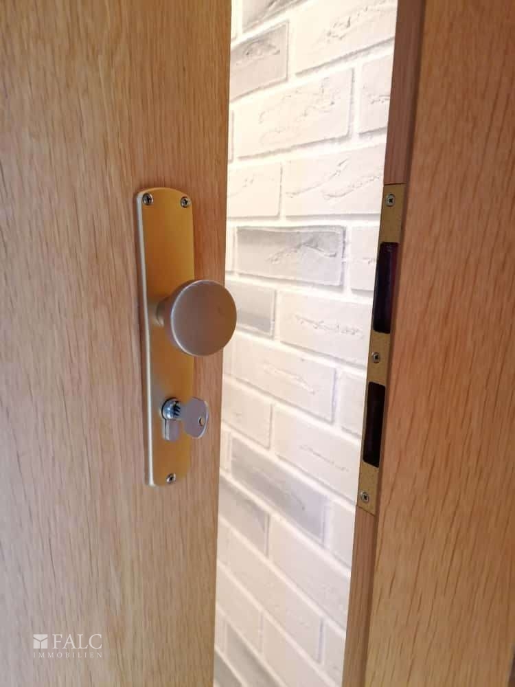 WhatsApp Image 2025-10-28 at 20.28.01